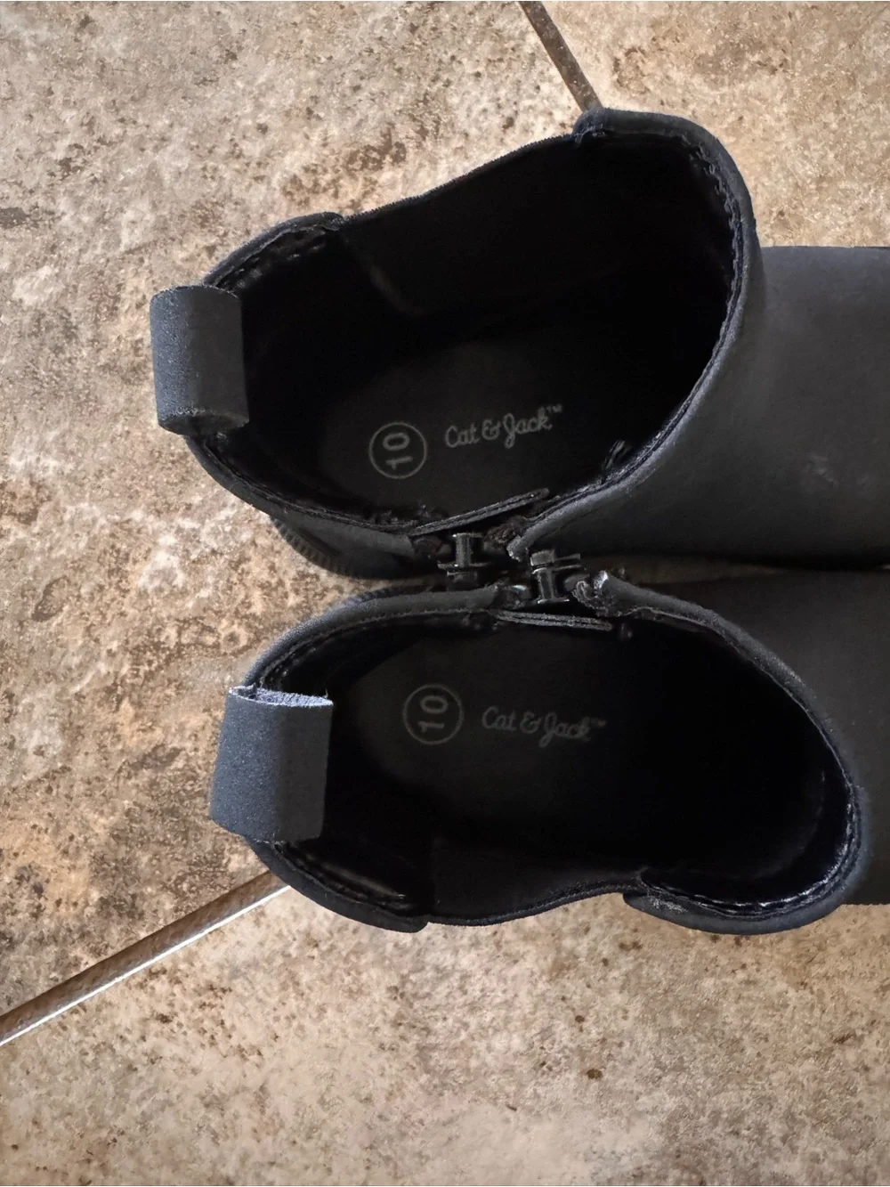 Bundle of (2) pairs of toddler size 10 Chelsea boots. Black & tan